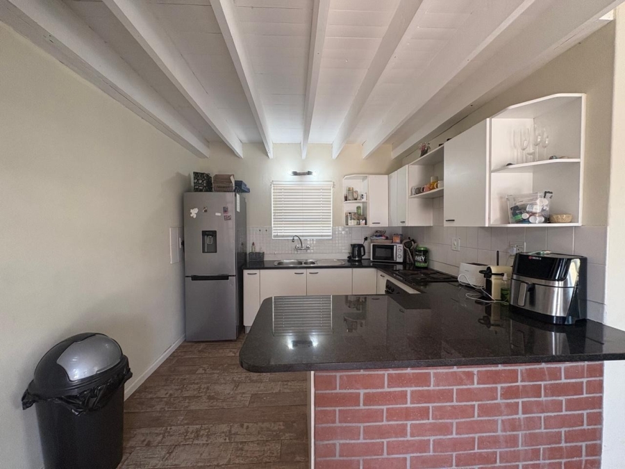 To Let 2 Bedroom Property for Rent in West Beach Western Cape